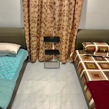 Lakse Inn Homestay Kampong Pengkalan Maras Ngoại thất bức ảnh