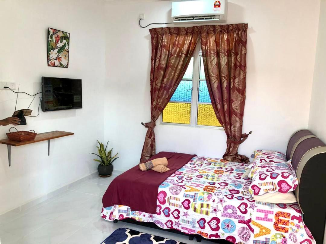 Lakse Inn Homestay Kampong Pengkalan Maras Ngoại thất bức ảnh